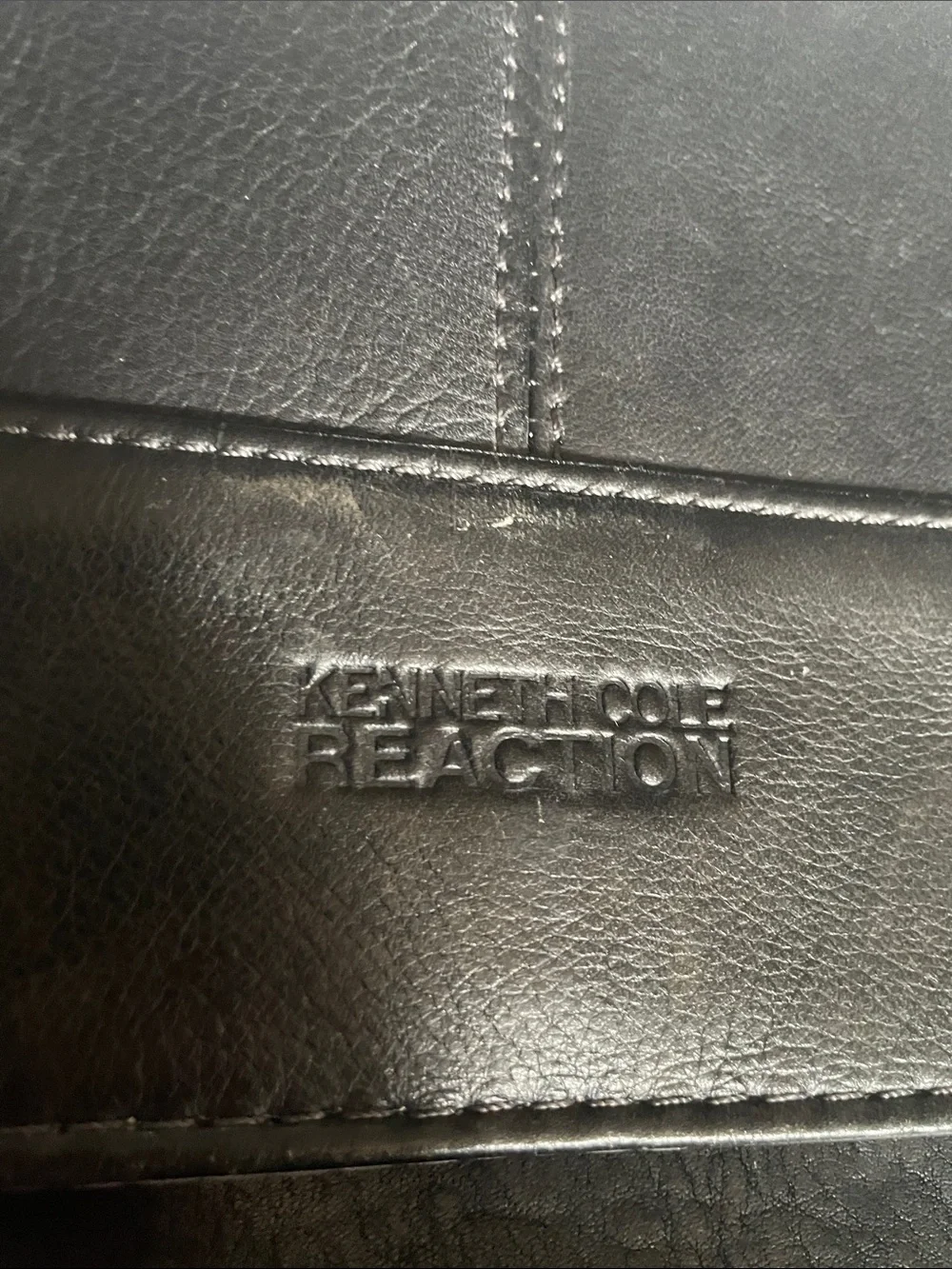 Kenneth Cole Tablet/Messenger Bag Crossbody Bag Unisex Black Leather